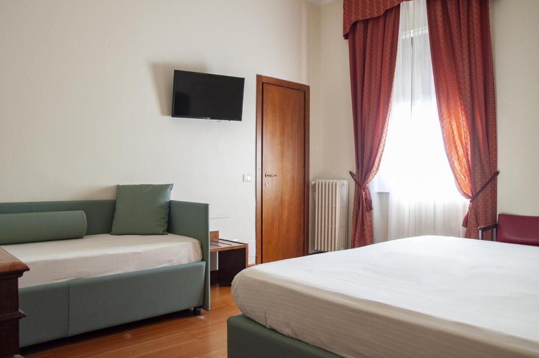 Hotel San Guido Milan Bilik gambar