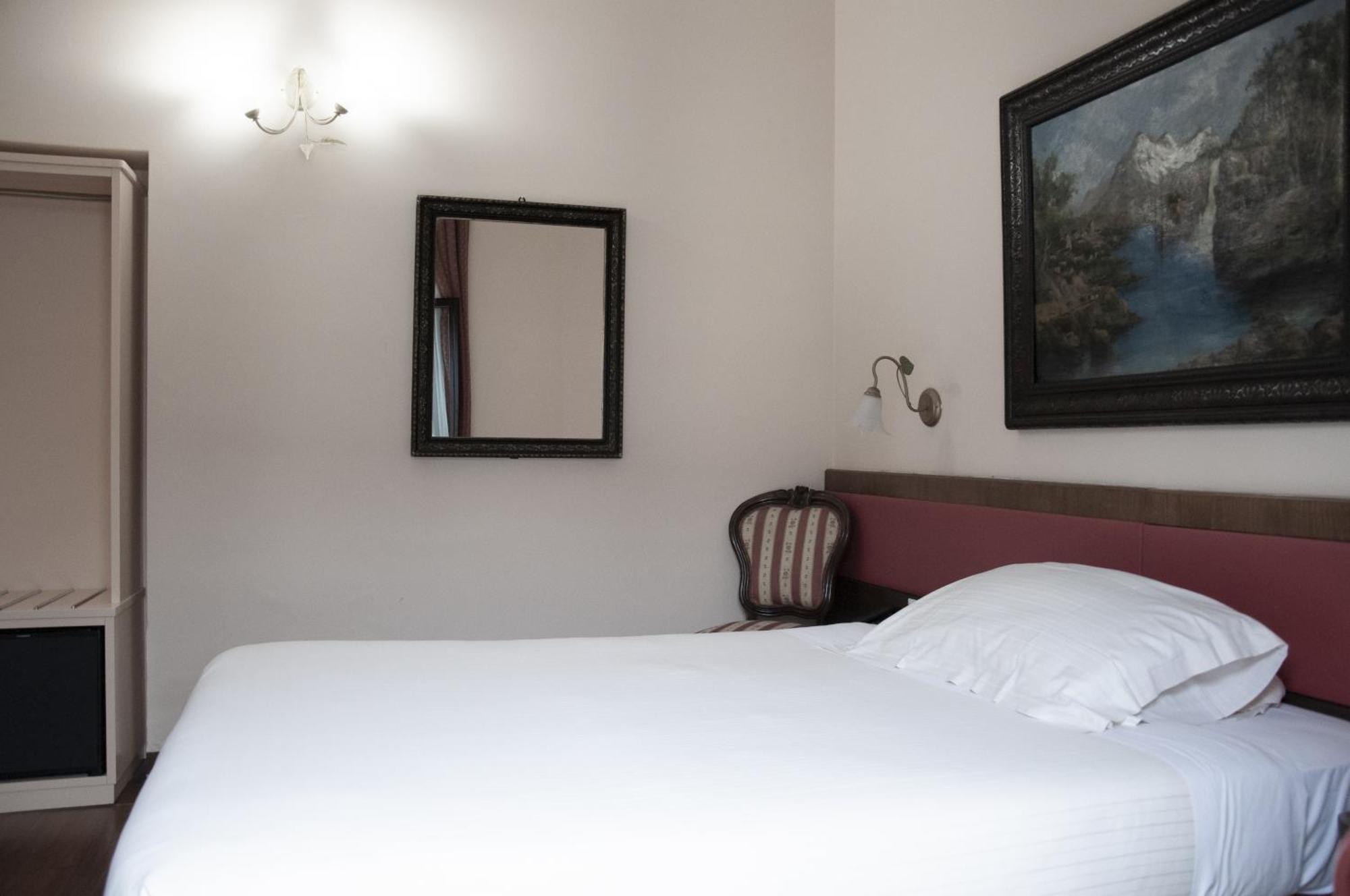 Hotel San Guido Milan Bilik gambar
